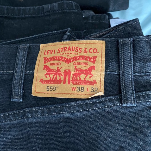 Men’s Levi’s & Guess Jeans for Sale - Picture 4 of 7